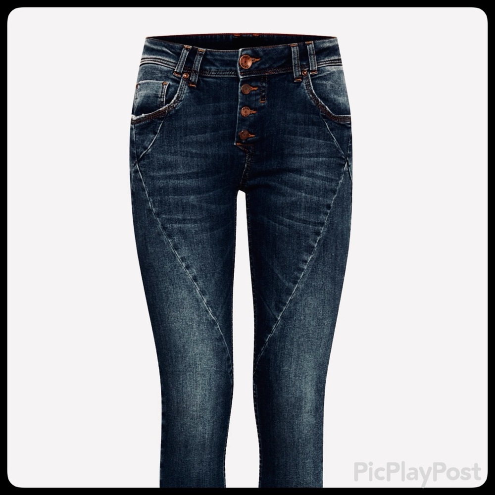 PULZ Danish Fashion Dark Wash Rosa Skinny Jeans (Size 28)